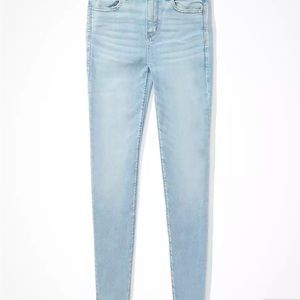 american eagle high rise jegging. size 2 light wash